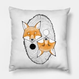 Yin yang foxes Pillow