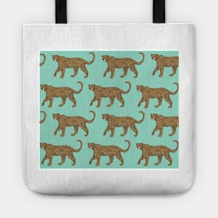 Amazing Amur leopard Tote