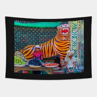 Roar! Tapestry