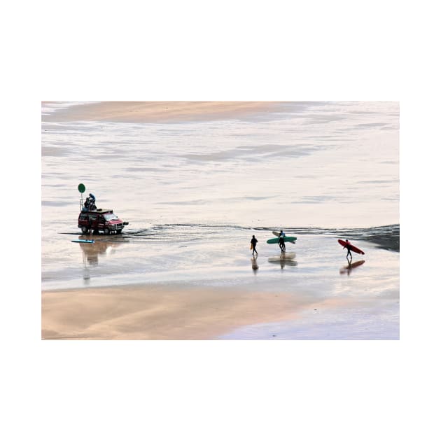 Surfers on woolacombe beach by avrilharris