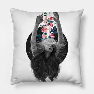 Blooming imagination Pillow