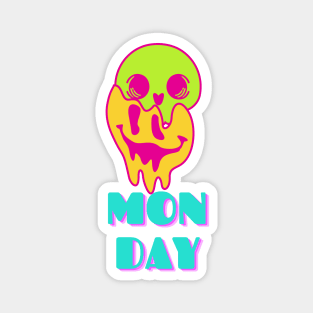 Melting Smiley Skull - MONDAY feeling Magnet