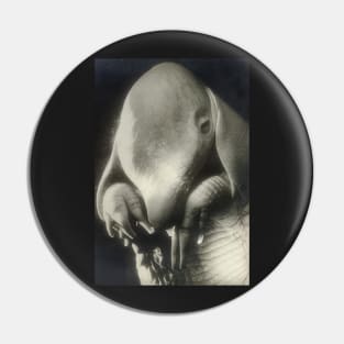 pere ubu 1936 - Dora Maar Pin