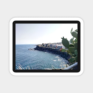 Acicastello shore panorama Magnet