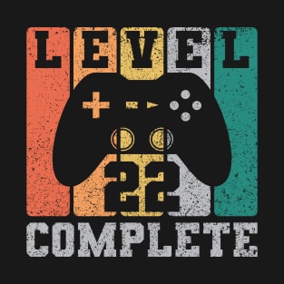 Level 22 Complete Vintage - Gamer Graduation T-Shirt