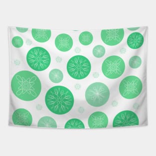 Round green snowflakes pattern Tapestry