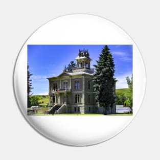 The Columbia County Washington Courthouse Pin