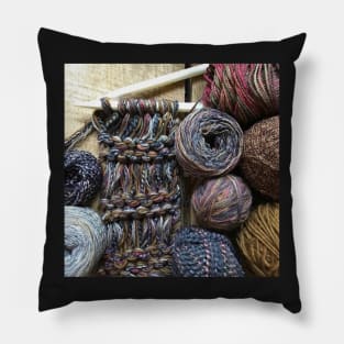 Knitter 8: knitters gotta knit Pillow