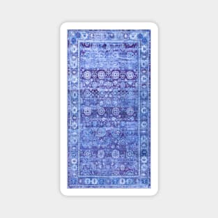 18th Century Isfahan Persian Rug Pattern in Blue Magnet