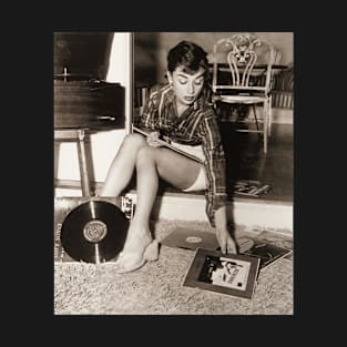 Audrey Hepburn Listening to Music T-Shirt