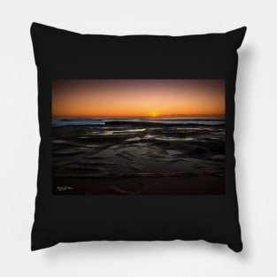 ROCK SHELF Pillow