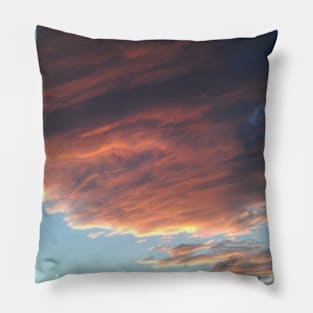 Groovy storm cloud Pillow