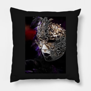 Domino mask Pillow