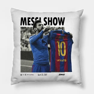 Lionel Messi | Messi show T-Shirt Pillow