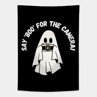Say 'boo' for the camera! Cute halloween photographer ghost Tapestry