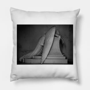 Weeping Angel Statue  B+W 1 Pillow