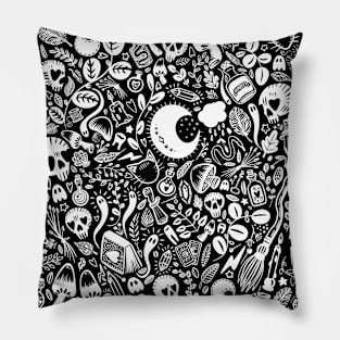 Spooky Halloween Pattern Pillow