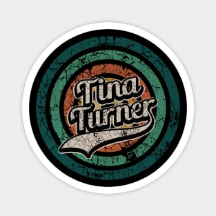 Tina Turner // Retro Circle Crack Vintage Magnet