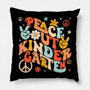 Peace Out Kindergarten Retro Teacher Kids Last Day Of School Pillow