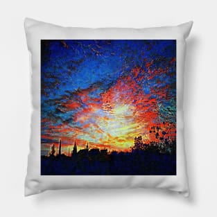 Mosaic sky ablaze with dawn colours Pillow