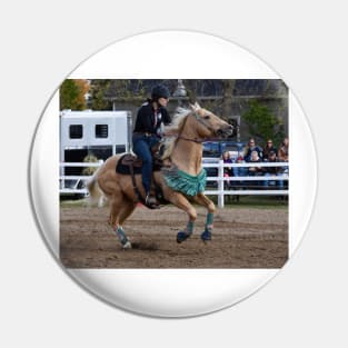 Barrel racing Pin