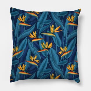 Night bird of paradise garden 2 Pillow