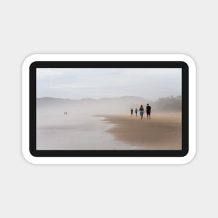 Figures in the Beach Fog Magnet