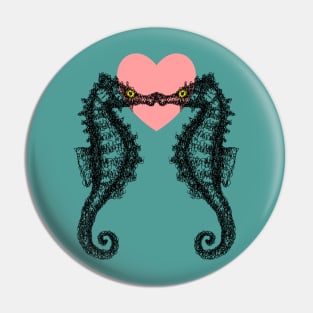 Seahorse Kiss Pin