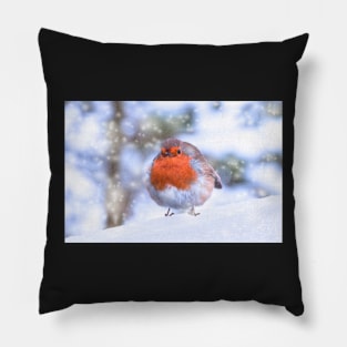 Robin in Snow Pillow