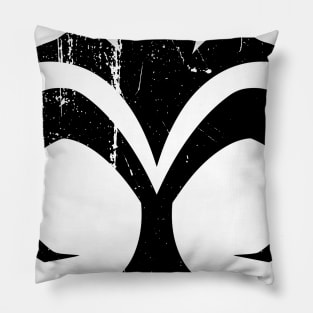 Fire Emblem Echoes Shadows of Valentia: Crest of Mila Pillow