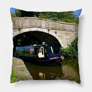 Narrowboat on the canal Pillow