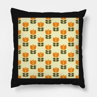 Minimal abstract flower Pillow