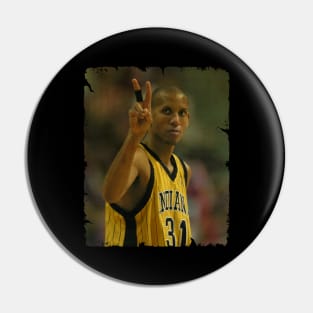 Reggie Miller - Vintage Design Of Basketball Pin