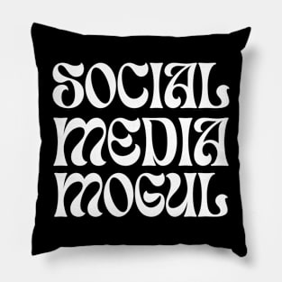 social media mogul Pillow