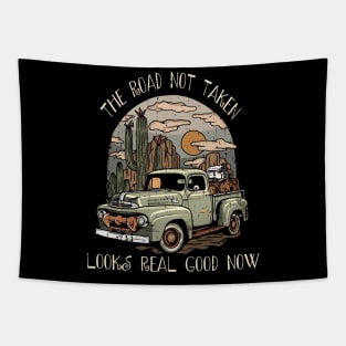 Vintage Looks Real Good Now Day Gifts Tapestry