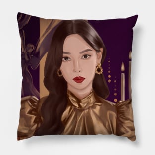 Penthouse Cheon Seo-Jin Pillow