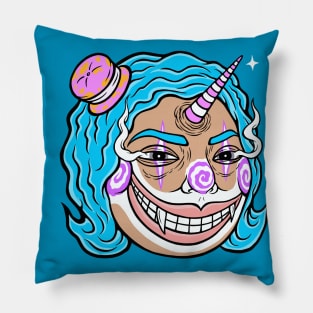 Miss Twist Pillow