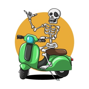 motorbike rider skull vespa T-Shirt