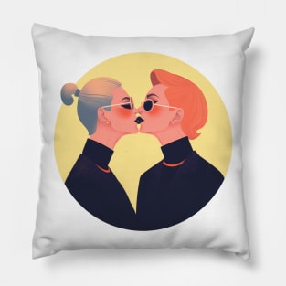 The Kiss. Pillow