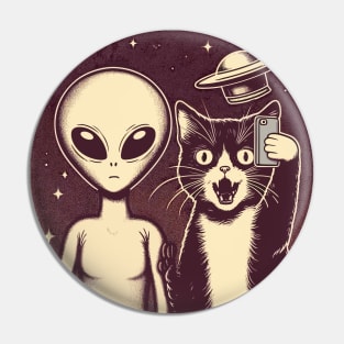 Funny cat taking selfies with alien Pin