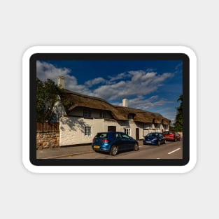 Thatched cottage Magnet