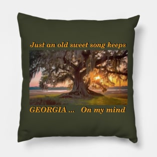 Georgia on my mind - Live Oak tree Pillow