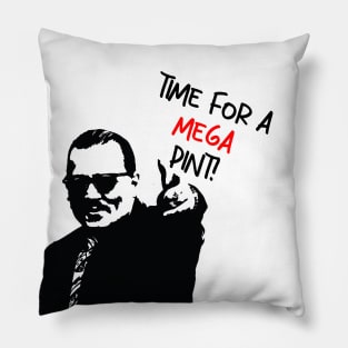 Mega pint Pillow