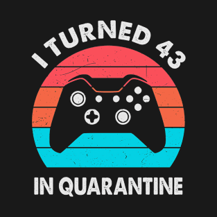 I Turned 43 In Quarantine - Retro Sunset Vintage 1977 43rd Birthday Gift T-Shirt