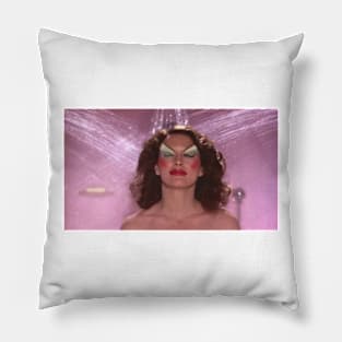 American actress and dancer 2 Pillow