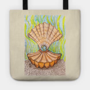 Earth Pearl in the Scallop Shell Tote