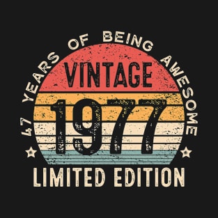 47 Years Old Vintage 1977 Limited Edition 47th Birthday T-Shirt