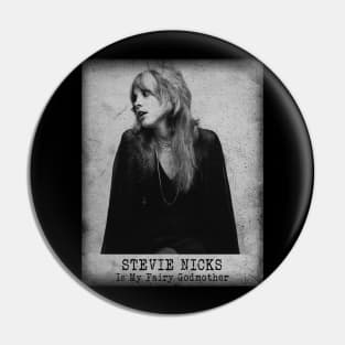 Stevie Nicks // Minimalist Fanart Tribute Pin