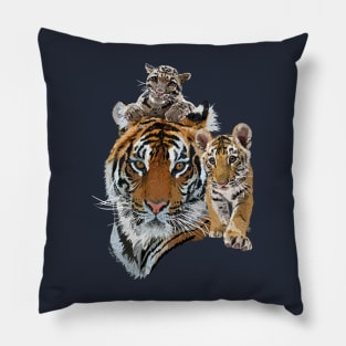 Bengal tiger and hazy tiger Pillow