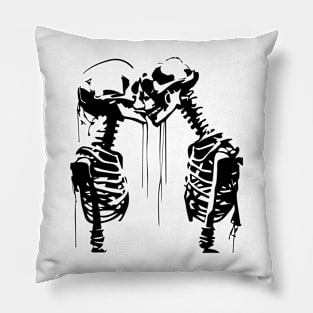 skeletons kiss Pillow